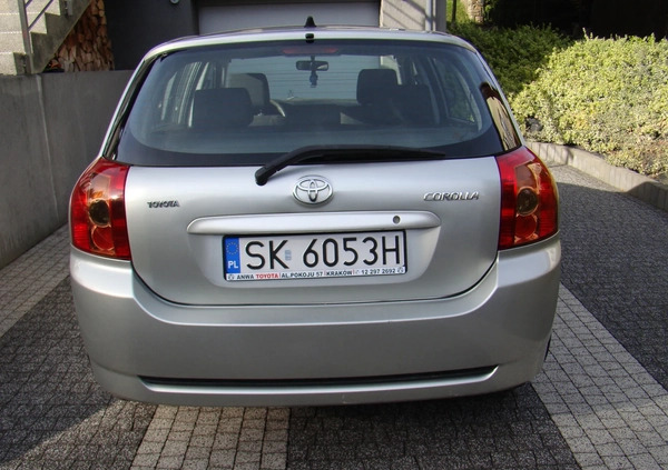 Toyota Corolla cena 15900 przebieg: 159610, rok produkcji 2006 z Myślenice małe 106